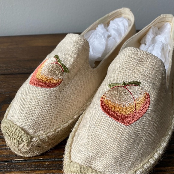 Soludos Peach Bum Embroidered Smoking Slipper Espadrilles - Picture 5 of 11